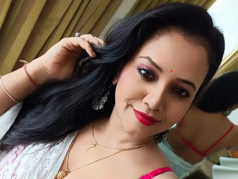 Housewife Call Girls in Lucknow
